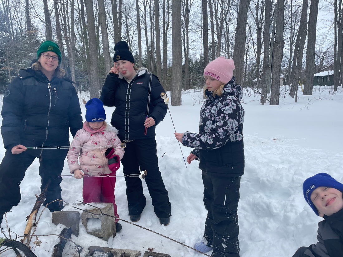 Mom Blog with kids in winter